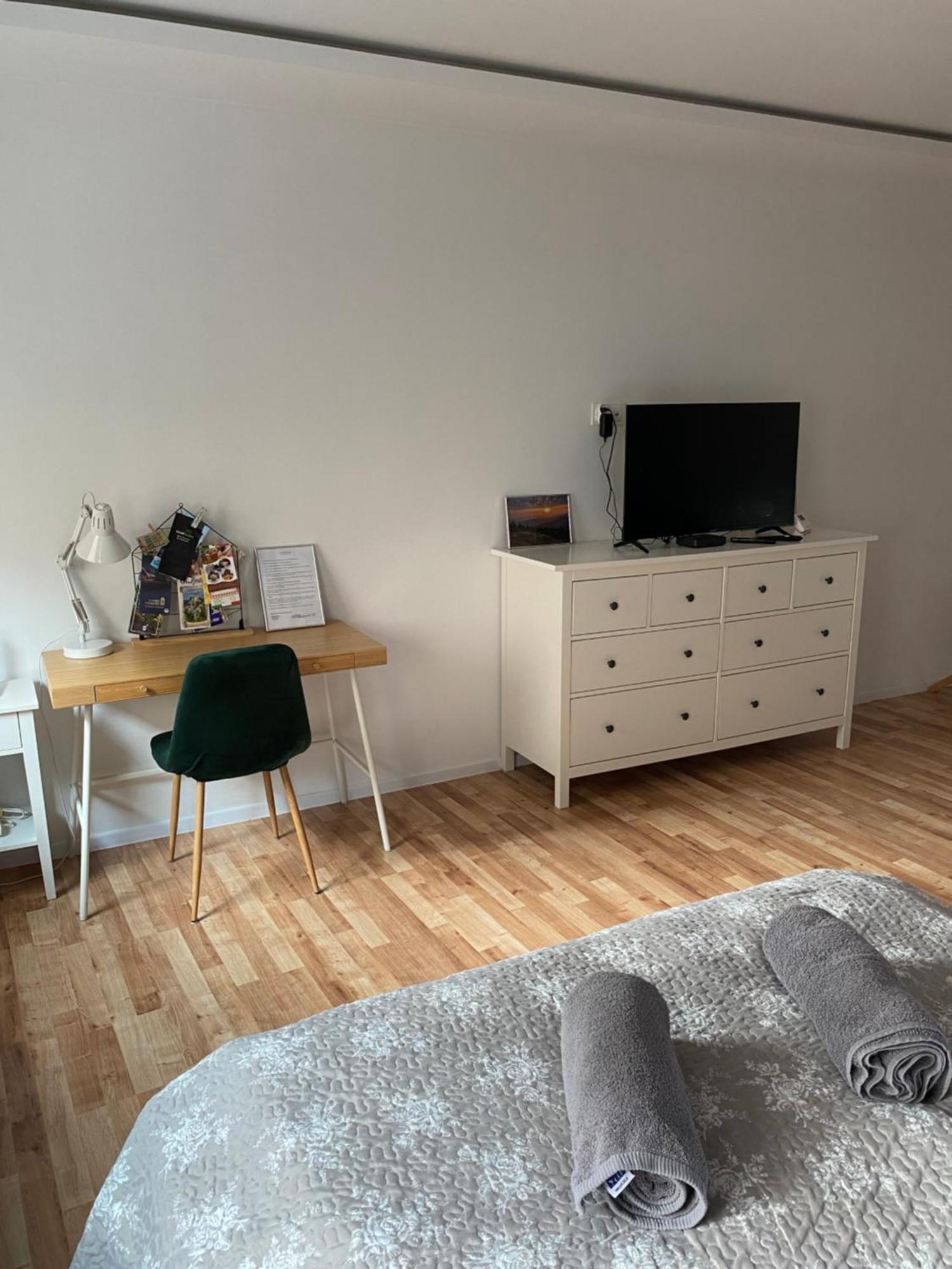 Apartament Pogodny Jelenia Góra Exteriör bild